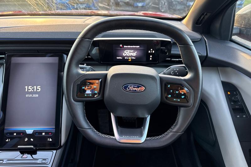 Used Ford Explorer 2024 for sale - 77951250: Photo 12