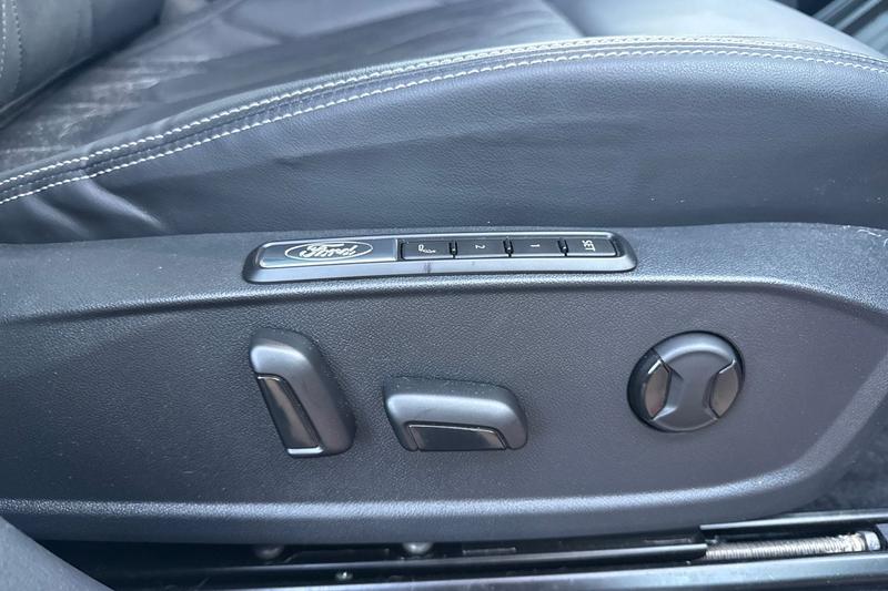 Used Ford Explorer 2024 for sale - 77951250: Photo 24