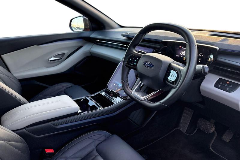 Used Ford Explorer 2024 for sale - 77951250: Photo 9