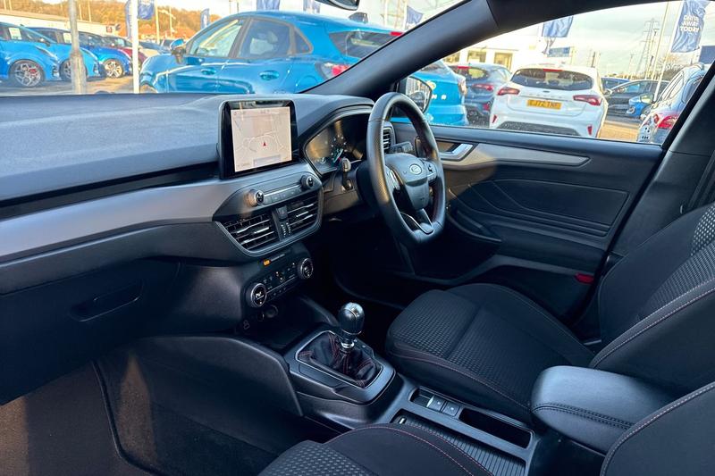 Used Ford Focus 2022 for sale - 76631287: Photo 18