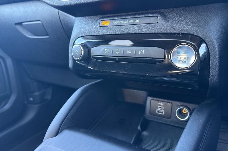 Used Ford Kuga 2024 for sale - 76603543: Photo 25