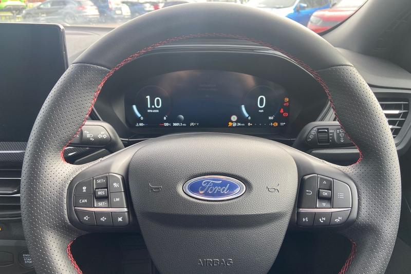Used Ford Focus 2025 for sale - 77989046: Photo 12