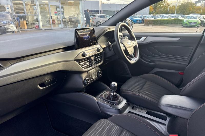 Used Ford Focus 2022 for sale - 76384998: Photo 18