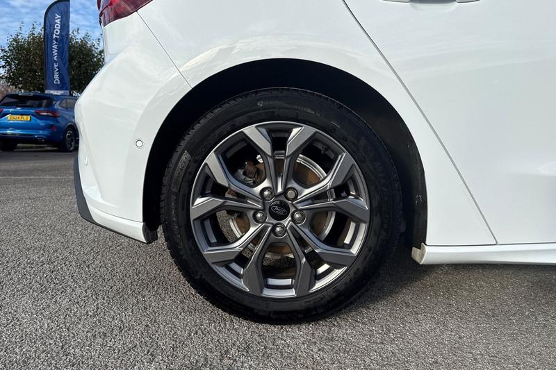 Used Ford Focus 2022 for sale - 76384998: Photo 8