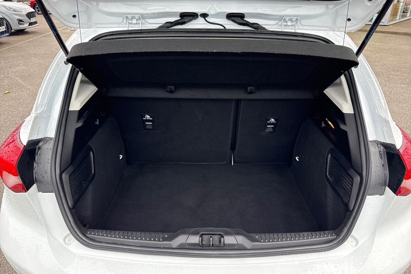 Used Ford Focus 2020 for sale - 76359682: Photo 21