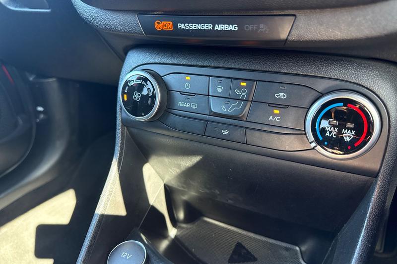 Used Ford Fiesta 2019 for sale - 78153168: Photo 23