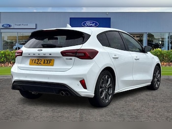 Used Ford Focus 2022 for sale - 75932121: Photo