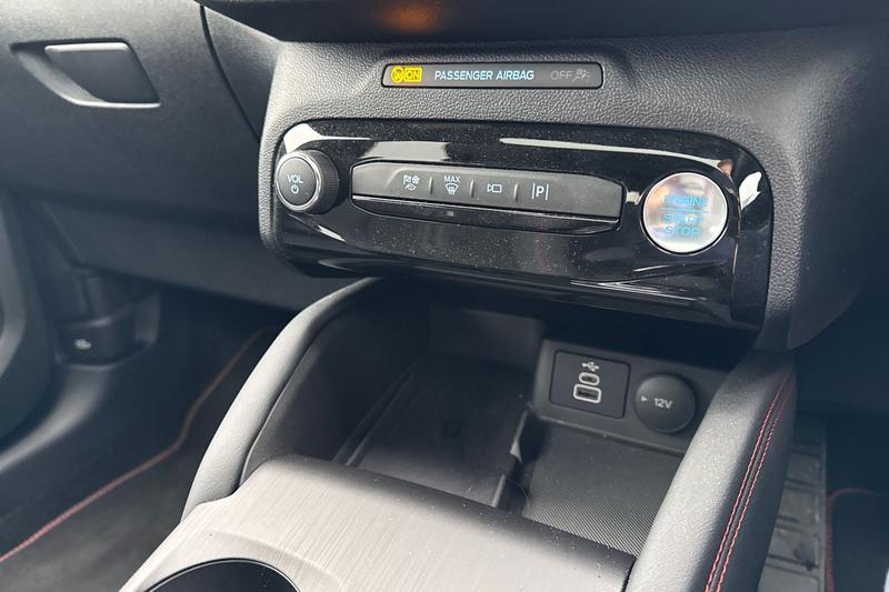 Used Ford Kuga 2025 for sale - 76949033: Photo 31