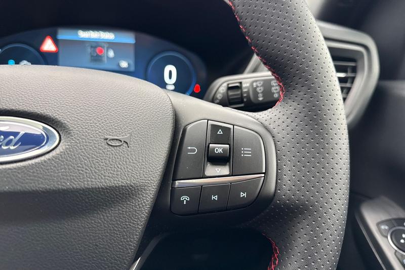 Used Ford Kuga 2025 for sale - 76949033: Photo 33