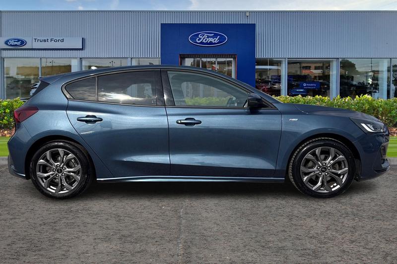 Used Ford Focus 2023 for sale - 77951338: Photo 3