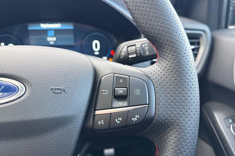 Used Ford Focus 2024 for sale - 77152199: Photo 30