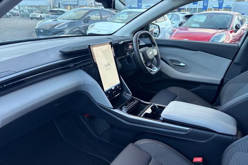 Used Ford Explorer 2025 for sale - 76862499: Photo 18