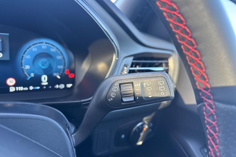 Used Ford Focus 2025 for sale - 76631283: Photo 15