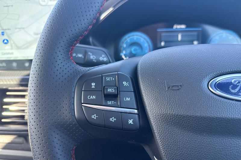 Used Ford Focus 2025 for sale - 76631283: Photo 28