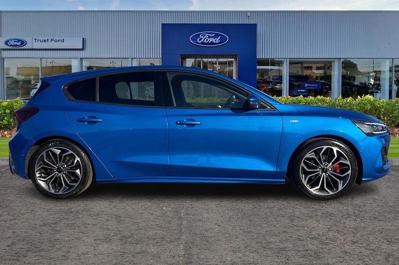 Used Ford Focus 2025 for sale - 76631283: Photo 3