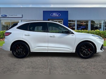 Used Ford Kuga 2023 for sale - 79305339: Photo