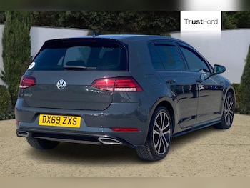 Used Volkswagen Golf 2019 for sale - 78381766: Photo