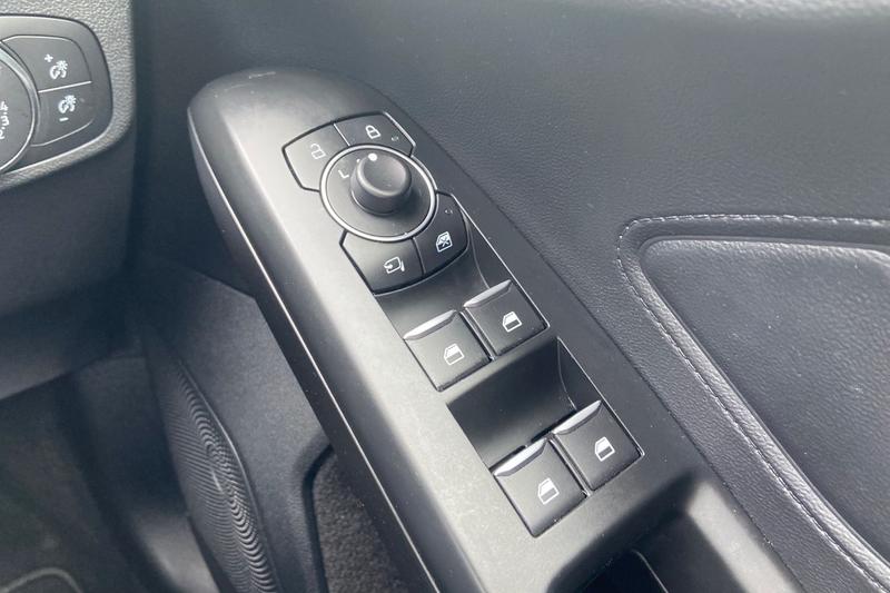 Used Ford Focus 2023 for sale - 77989045: Photo 16