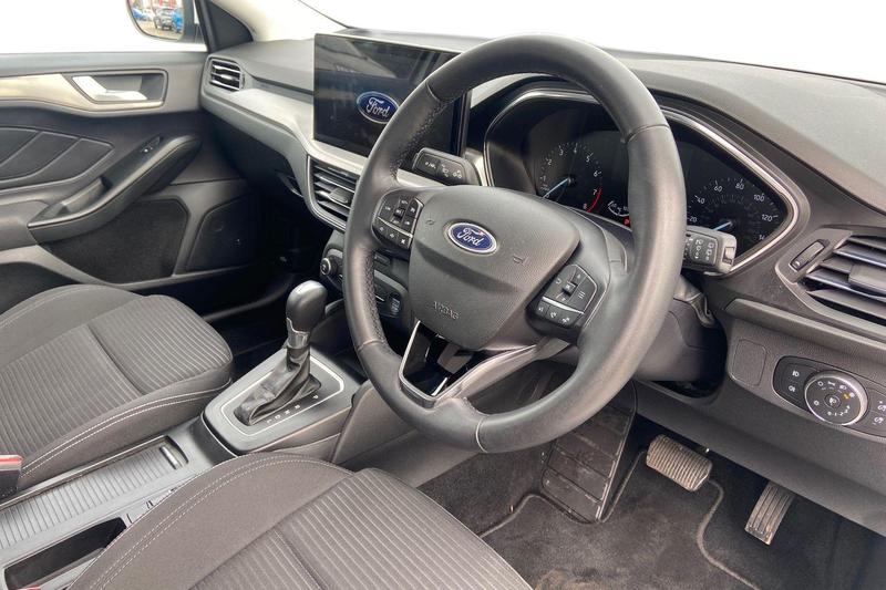 Used Ford Focus 2023 for sale - 77989045: Photo 9