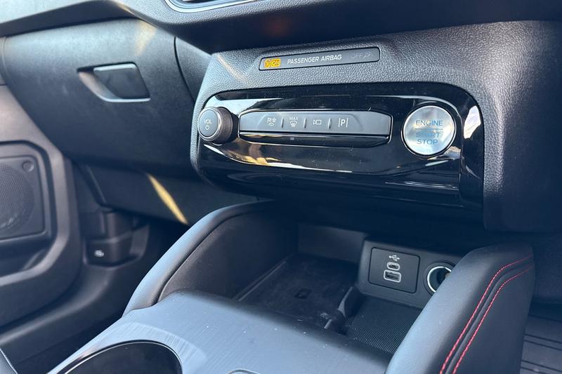 Used Ford Kuga 2025 for sale - 76960903: Photo 27