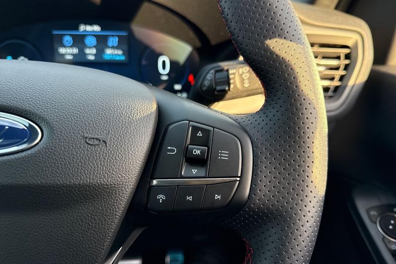 Used Ford Kuga 2025 for sale - 76960903: Photo 29