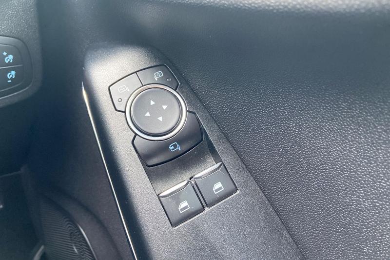 Used Ford Fiesta 2018 for sale - 77819573: Photo 16