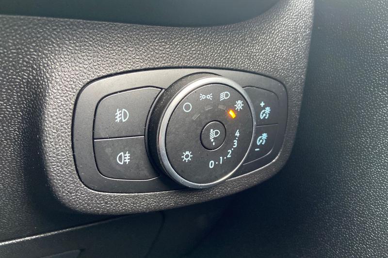 Used Ford Fiesta 2018 for sale - 77819573: Photo 25