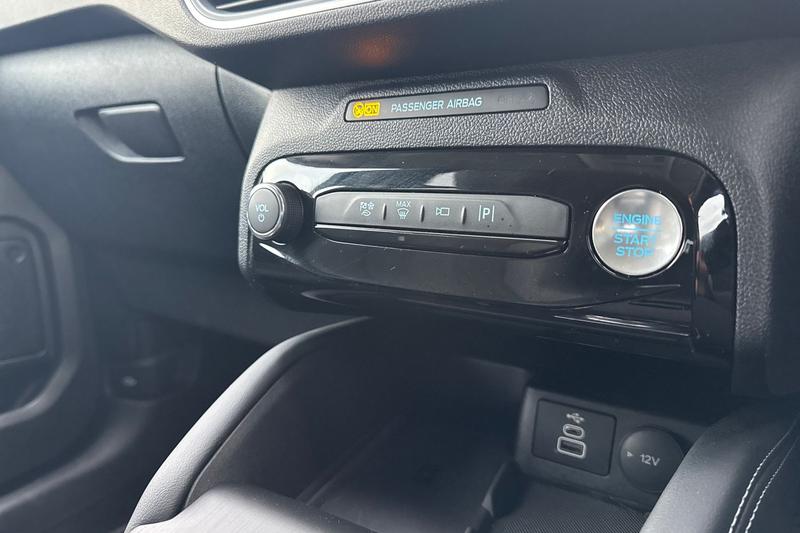 Used Ford Kuga 2025 for sale - 76723005: Photo 25