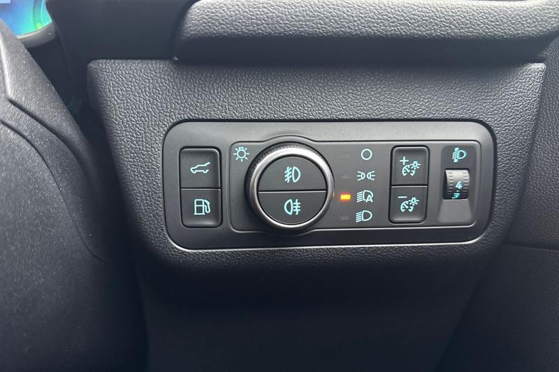 Used Ford Kuga 2025 for sale - 76723005: Photo 28