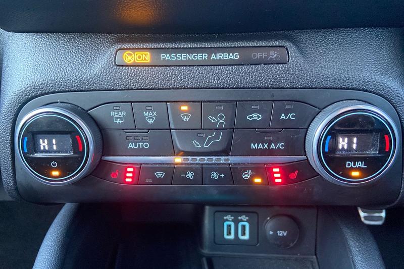 Used Ford Focus 2021 for sale - 77088221: Photo 24