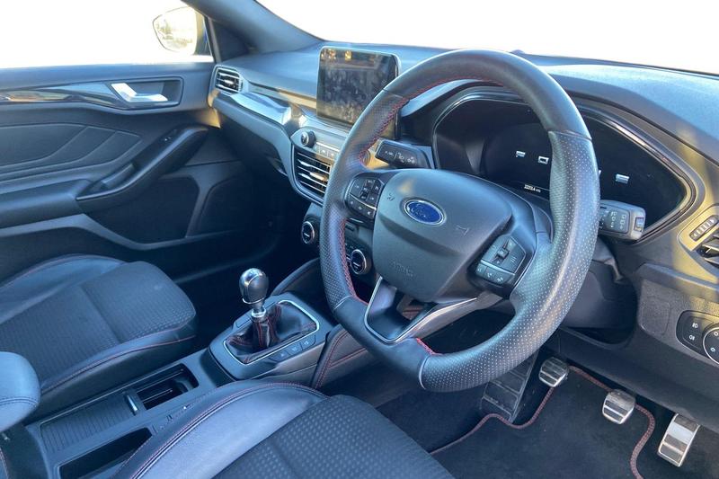 Used Ford Focus 2021 for sale - 77088221: Photo 9