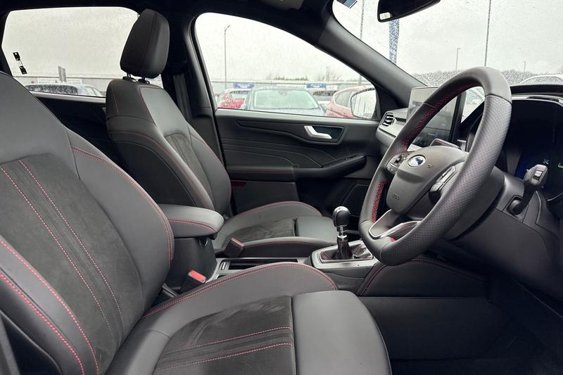 Used Ford Kuga 2024 for sale - 76949035: Photo 17