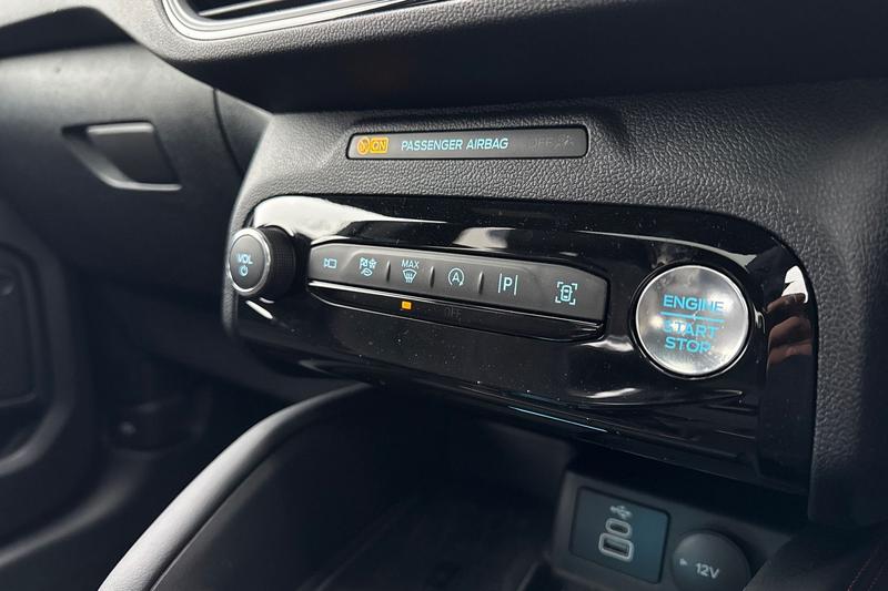 Used Ford Kuga 2024 for sale - 76949035: Photo 30