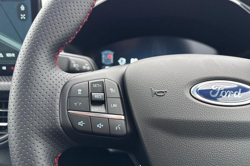 Used Ford Kuga 2024 for sale - 76949035: Photo 31