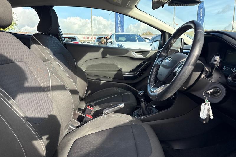 Used Ford Fiesta 2019 for sale - 76405240: Photo 17