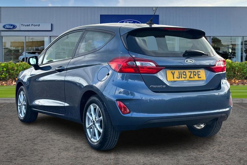 Used Ford Fiesta 2019 for sale - 76405240: Photo 2