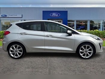 Used Ford Fiesta 2020 for sale - 79102568: Photo