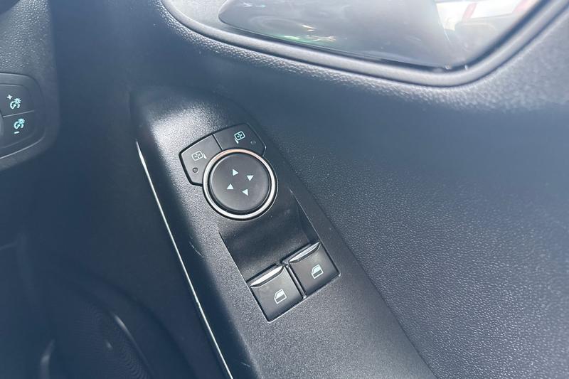 Used Ford Fiesta 2018 for sale - 77367739: Photo 16