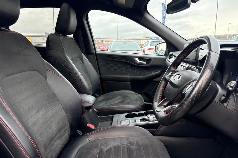 Used Ford Kuga 2022 for sale - 76972066: Photo 17