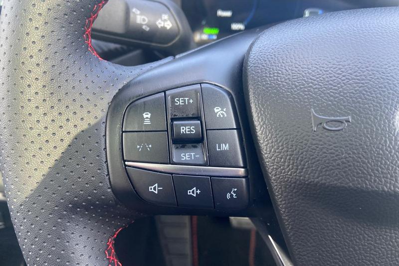 Used Ford Kuga 2025 for sale - 77804573: Photo 29