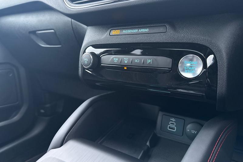 Used Ford Kuga 2025 for sale - 77332471: Photo 28