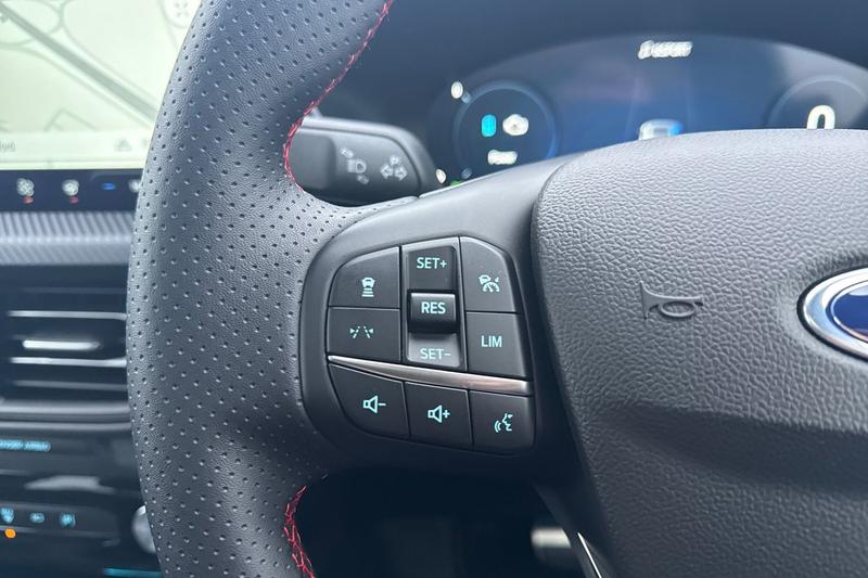 Used Ford Kuga 2025 for sale - 77332471: Photo 29