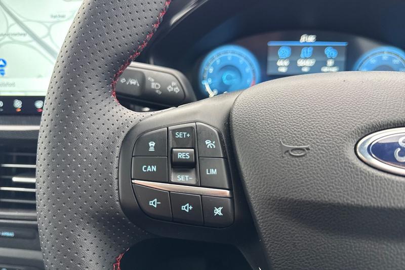 Used Ford Focus 2025 for sale - 76949034: Photo 29