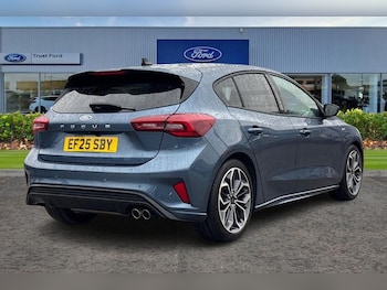 Used Ford Focus 2025 for sale - 76949034: Photo