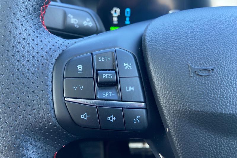 Used Ford Kuga 2025 for sale - 77965790: Photo 27