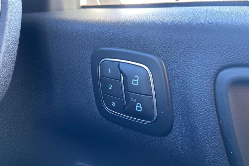 Used Ford Kuga 2025 for sale - 77965790: Photo 31