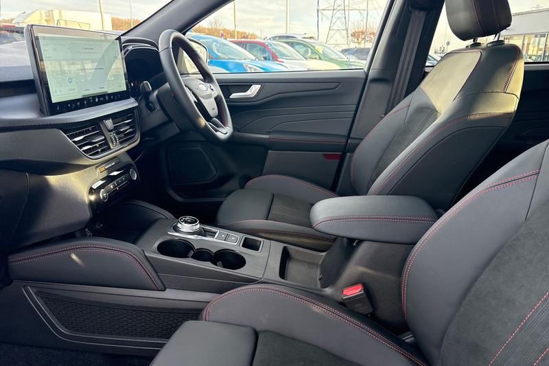 Used Ford Kuga 2024 for sale - 76862509: Photo 19