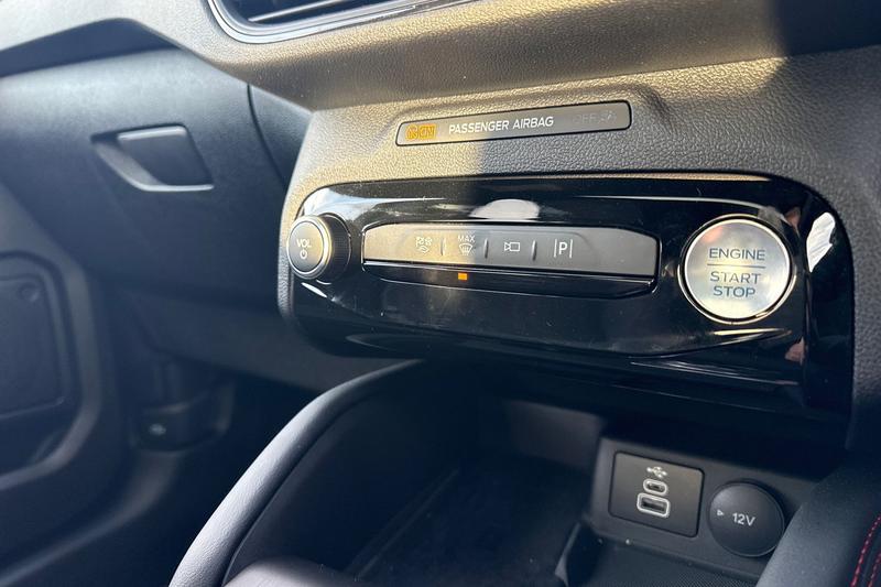 Used Ford Kuga 2024 for sale - 76862509: Photo 31