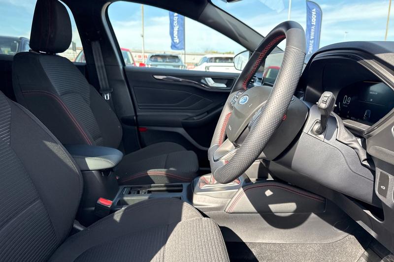 Used Ford Focus 2025 for sale - 78153145: Photo 17