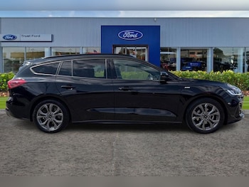 Used Ford Focus 2024 for sale - 76184438: Photo 3